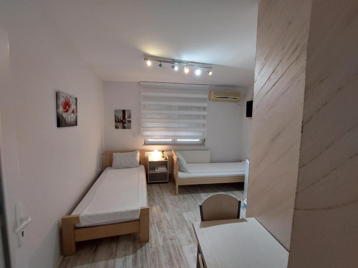 Apartments Sofija นิส ภายนอก รูปภาพ