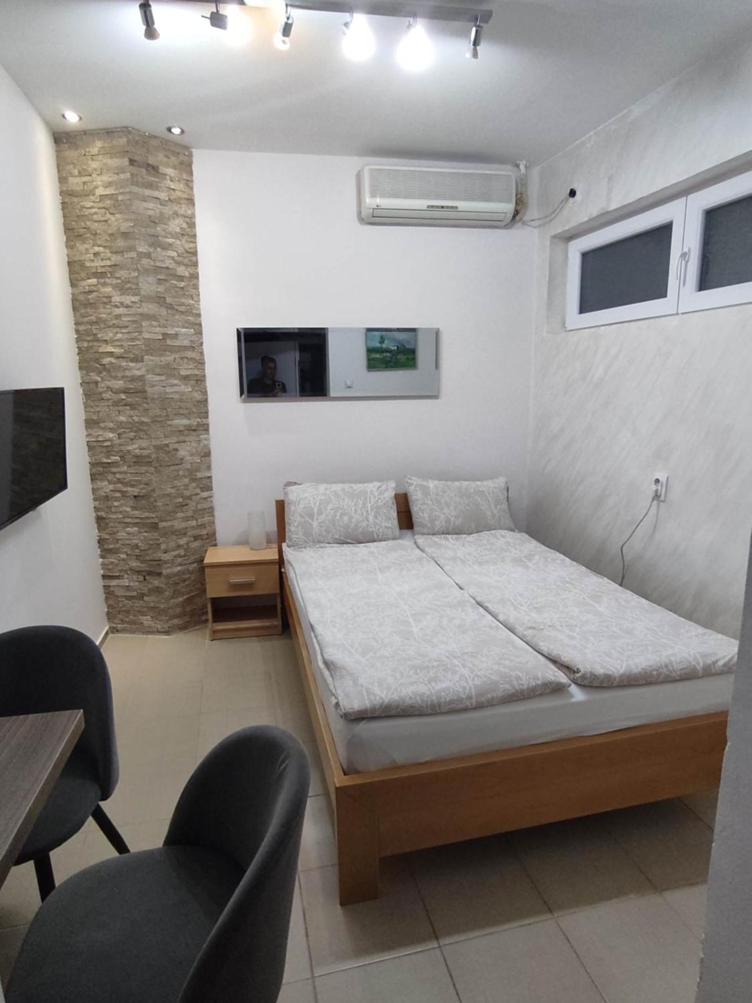 Apartments Sofija นิส ภายนอก รูปภาพ